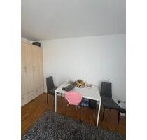 Wohnung zu vermieten - 750,00&nbsp;EUR Kaltmiete, ca.&nbsp; 30,00&nbsp;m&sup2; in Köln (PLZ: 50999) Rodenkirchen