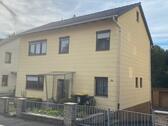 Foto - Einfamilienhaus in Rödental mit 3 Garagen und herrlichem Garten