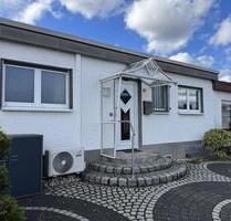 Reihenbungalow in Langenfeld-Reusrath - Langenfeld (Rheinland)