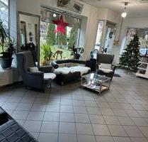 1250 Friseursalon Zuffenhausen - 1.250,00 EUR Kaltmiete, in Stuttgart (PLZ: 70437) Mühlhausen
