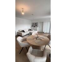 Elegante 3-Zimmer Wohnung mit Balkon in der Augsburger Innenstadt