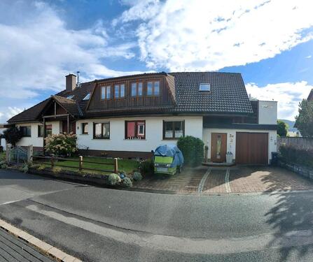Foto - Haus mit zwei Wohneinheiten - 564.000,00 EUR Kaufpreis,