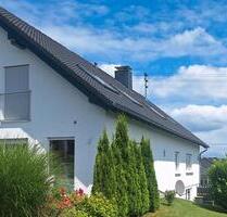 Gepflegtes Ein-Zweifamilienhaus freistehend 217m²-provisionsfrei - Wenden