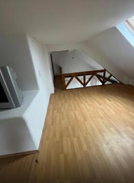 Foto - 2.5 Zimmer Maisonettenwohnung in Waldalgesheim