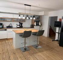 Großzügige 200 m² Wohnung mit sonniger Terrasse - Büren