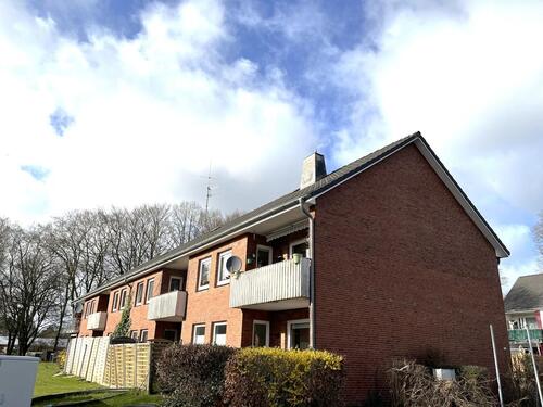 Foto - Einziehen leicht gemacht! Renovierte drei Zimmer Wohnung frei!