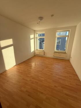 Foto - Helle 1-Zimmer-Wohnung mit Tageslichtbad