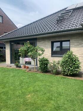 Foto - Einfamilienhaus zu verkaufen - 750.000,00&nbsp;EUR Kaufpreis, ca.&nbsp; 250,00&nbsp;m&sup2;