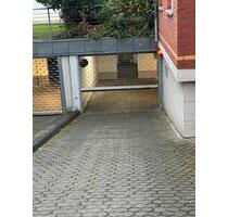 Parkplatz Tiefgaragenstellplatz in 53858 Niederkassel - Bonn