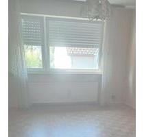 1 Zimmer, Küche, Bad, Autostellplatz - Unkel