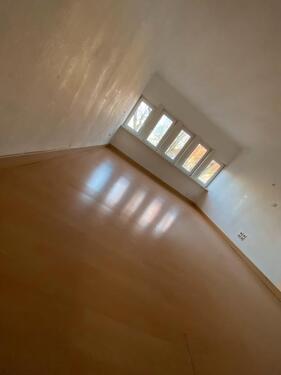 Foto - VÖLKLINGEN Hohenzollernstrasse Wohnung max. 4 Personen