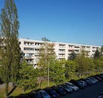 3-Raumwohnug, fantastischer Blick ins Grüne, Balkon Südseite - Dresden Prohlis