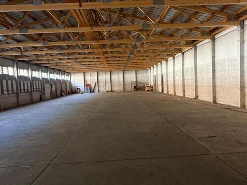 Foto - Industriehalle in Bad Kösen - 2.000,00&nbsp;EUR Kaltmiete, ca.&nbsp; 1,20&nbsp;m&sup2;