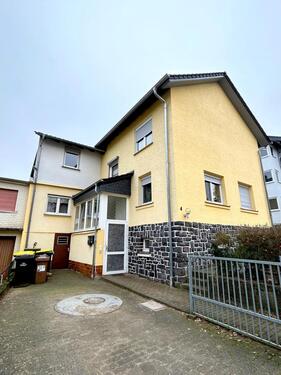 Foto - Zweifamilienhaus mit Garten und Hof