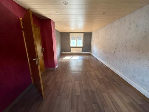 Foto - 8 Zimmer Mehrfamilienhaus, Wohnhaus in Gedern