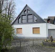 Stilvoll wohnen mit besonderem Charakter - Einfamilienhaus - Garage - Terrasse - - Breckerfeld