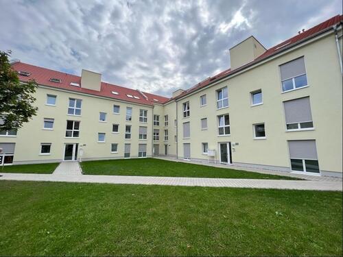 Foto - 2 Zimmer Dachgeschoßwohnung zur Miete in Ludwigshafen am Rhein