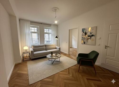 Foto - Erstbezug nach Sanierung! Altbauwohnung mit Charm in S-Süd