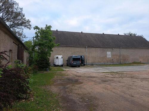 Foto - Stellplatz: Wohnmobile, Wohnanhänger, Boote in Lagerhalle 700qm