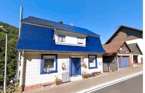 Foto - Freistehendes Einfamilienhaus Einliegerwohnung, Carport Scheune