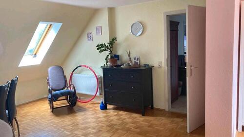 Foto - Schöne große 3-Raum-Wohnung mit eigenem Stellplatz