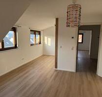 Wohnung zu vermieten - 1.000,00&nbsp;EUR Kaltmiete, ca.&nbsp; 75,00&nbsp;m&sup2; in Esslingen am Neckar (PLZ: 73730) Oberesslingen