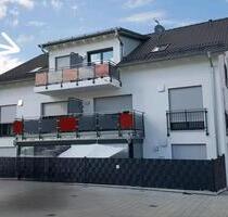 attraktive 2 Zimmer DG Wohnung mit Blick ins Grüne - Langquaid