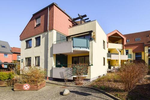 Foto - Helle, gemütliche 3-Zimmer-Wohnung mit Loggia und Tiefgaragenstellplatz!