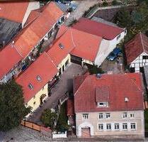 Großes Haus mit Hof , Scheune , Garagen & Garten in Questenberg - Südharz