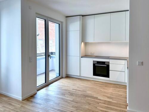 Foto - 5-Zi.-Maisonette-Whg.- mit 2 Loggien, separatem Hauseingang & hochwertiger EBK