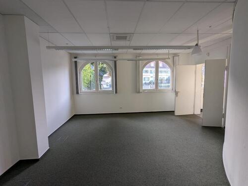 Foto - Helles Büro zu vermieten - 400,00 EUR Kaltmiete,
