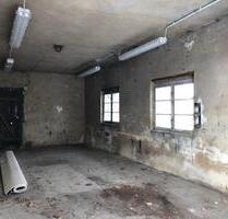 Garage Stellplatz Winterstellplatz für Motorrad, Wohnwaagen, PKW - Niemegk