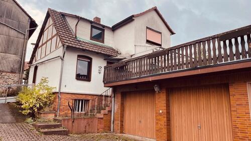 Foto - Einfamilienhaus (sanierungsbedürftig) mit 2 Garagen zu verkaufen