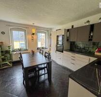 Großzügige 5-Raum-Wohnung mit Garage und Garten zu vermieten - Grünhain-Beierfeld