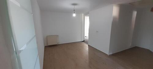 Foto - Große helle 5-6-Zimmer-Wohnung zu vermieten
