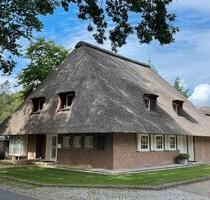 Reetgedeckte Stadtvilla mit Garten – 45 Min. von Hamburg & Bremen - Rotenburg (Wümme)