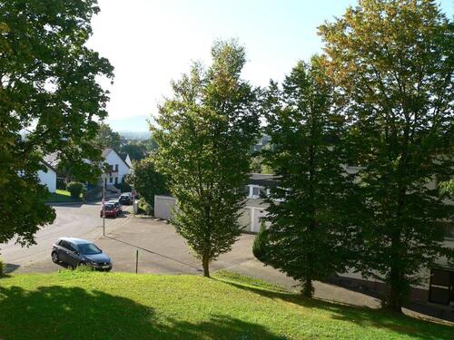 Foto - sanierungsbedürftige aber schön geschnittene 4-Zimmer Wohnung