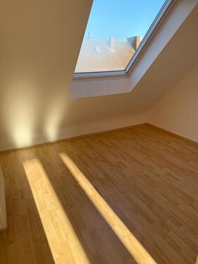 Foto - Dachgeschoßwohnung in Saarbrücken zur Miete
