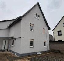 Haus zu vermieten - 1.700,00&nbsp;EUR Kaltmiete, ca.&nbsp; 144,00&nbsp;m&sup2; in Großkrotzenburg (PLZ: 63538)