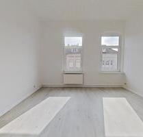 Großzügig geschnittene 3-Zimmer-Wohnung mit Tageslichtbad und viel Lichteinfall - Braunschweig Östliches Ringgebiet