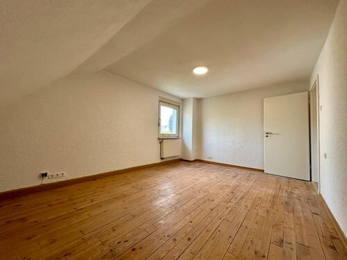 Foto - 2 Zimmer Dachgeschoßwohnung zur Miete in Saarbrücken