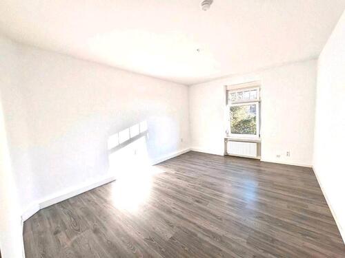 Foto - Wunderschöne EtageWohnung mit Einbauküche,Bad und Schlaffzimmer