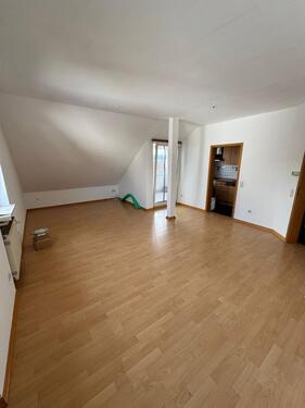 Foto - 2 Zimmer Dachgeschoss Wohnung mit Loggiq