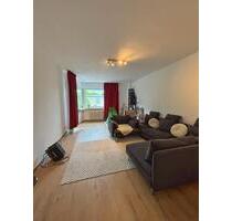 2,5-Zimmer-Wohnung ca. 71 m² mit großer Loggia in 12351 Berlin