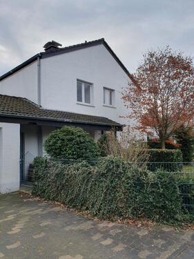 Foto - Zuhause mit viel Platz in Oelde - Zweifamilienhaus EG frei