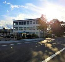 48m² Gewerbefläche mit Schaufenster im EG und Parkplätzen 650€ warm - Villingen-Schwenningen Kopsbühl