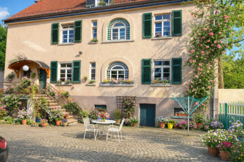 Foto - 4 12 Zimmer Wohnung - 610,00&nbsp;EUR Kaltmiete, ca.&nbsp; 105,00&nbsp;m&sup2;