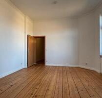 ERSTBEZUG NACH SANIERUNG: 2-Zimmer Wohnung im Stadtzentrum - Mittenwalde