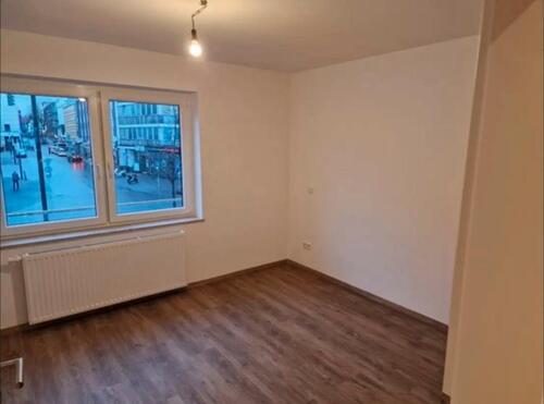 Foto - Großzügige 4-Zimmer-Wohnung direkt an der Innenstadt