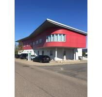 4-Raum-Wohnung ab 01.03.2026, Parkplatz, Terrasse + Garten - Artern